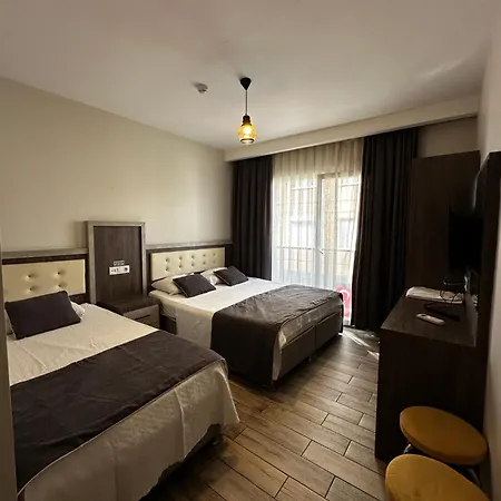 Comfort Basaran Hotel Antália